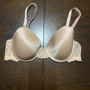 Wacoal Bra 34C Satin Underwire Lace WIngs Beige